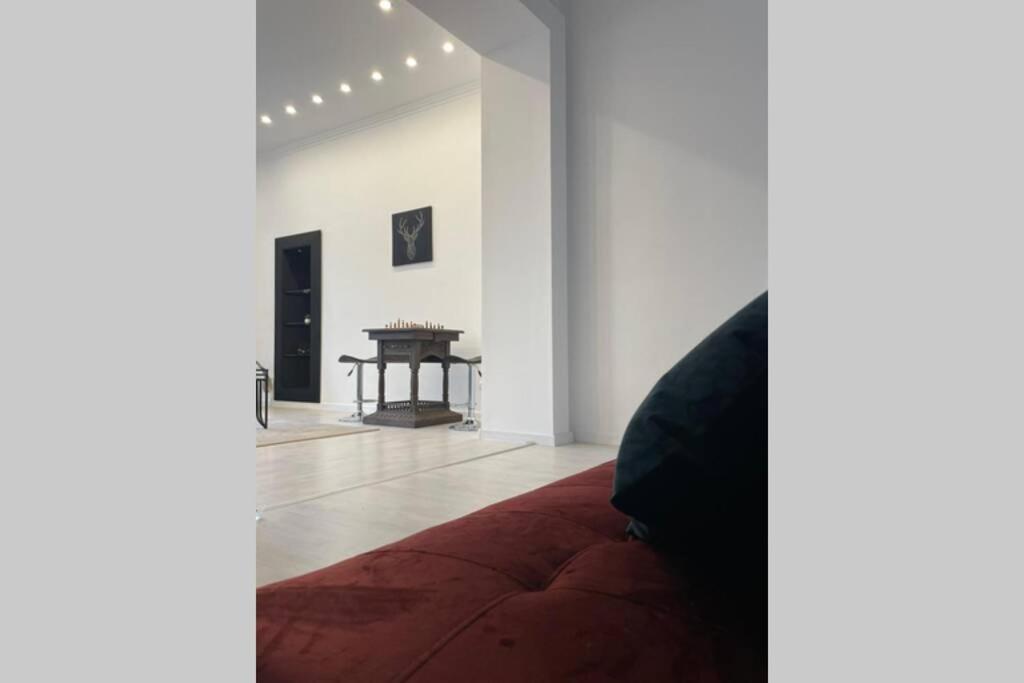 Outstanding 3Br Ultracentral Cityview Balcony Aaa Apartment Букурещ Екстериор снимка
